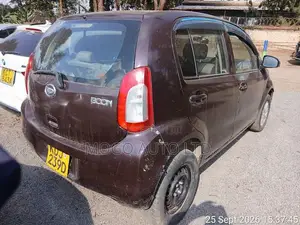 Daihatsu Boon 2015 Purple