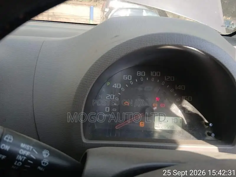 Daihatsu Boon 2015 Purple