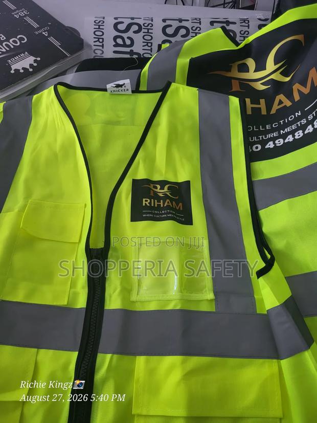 Reflector Vest With Zip - main view