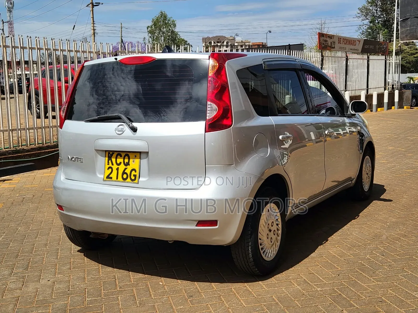 Nissan Note 2011 Silver