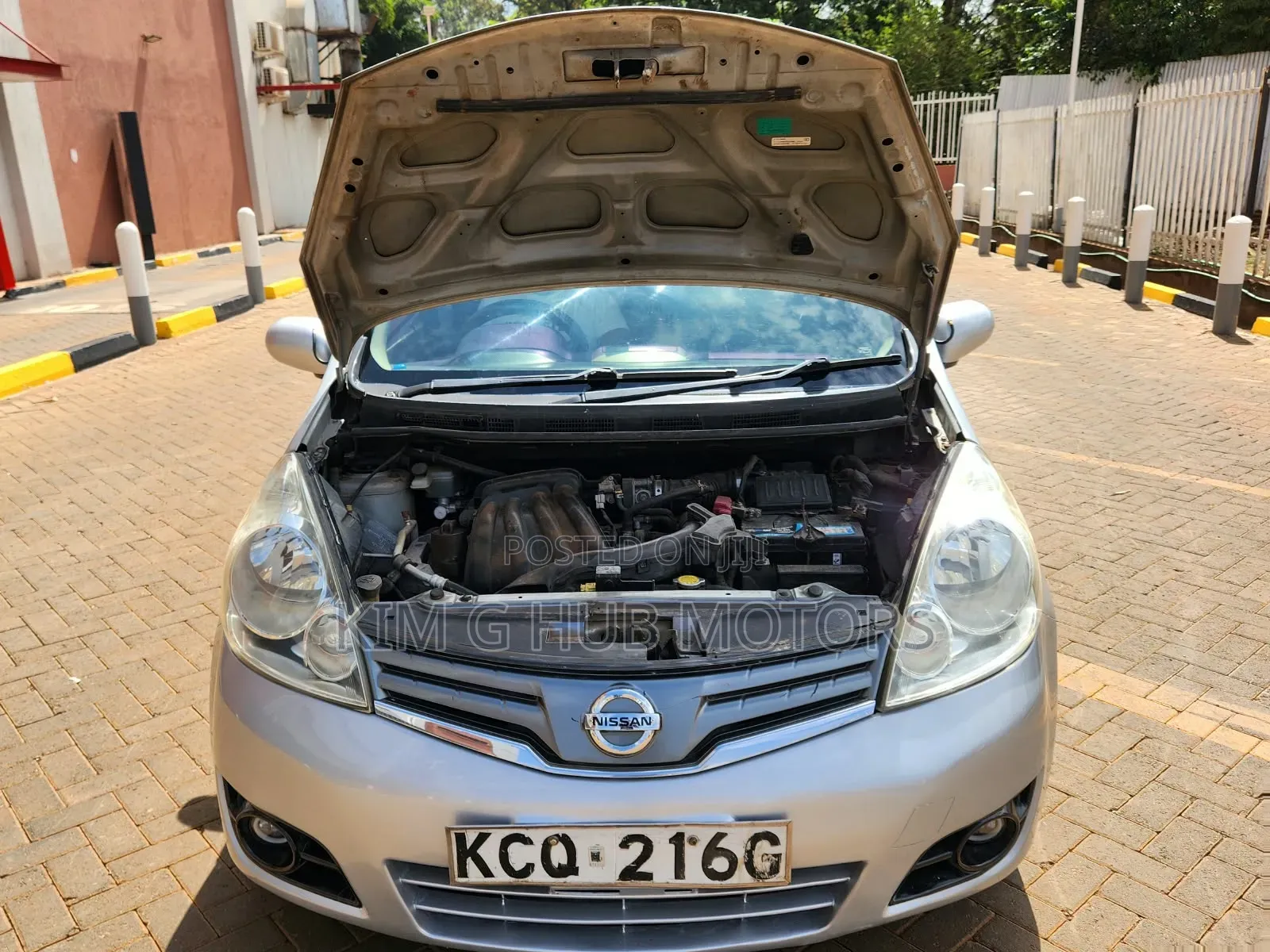 Nissan Note 2011 Silver