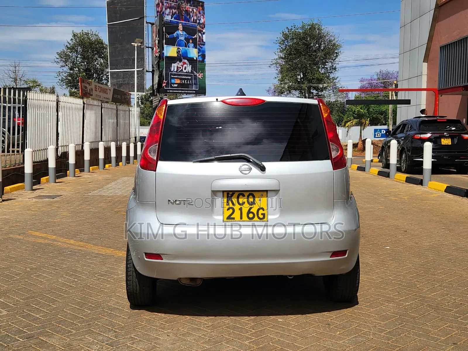 Nissan Note 2011 Silver