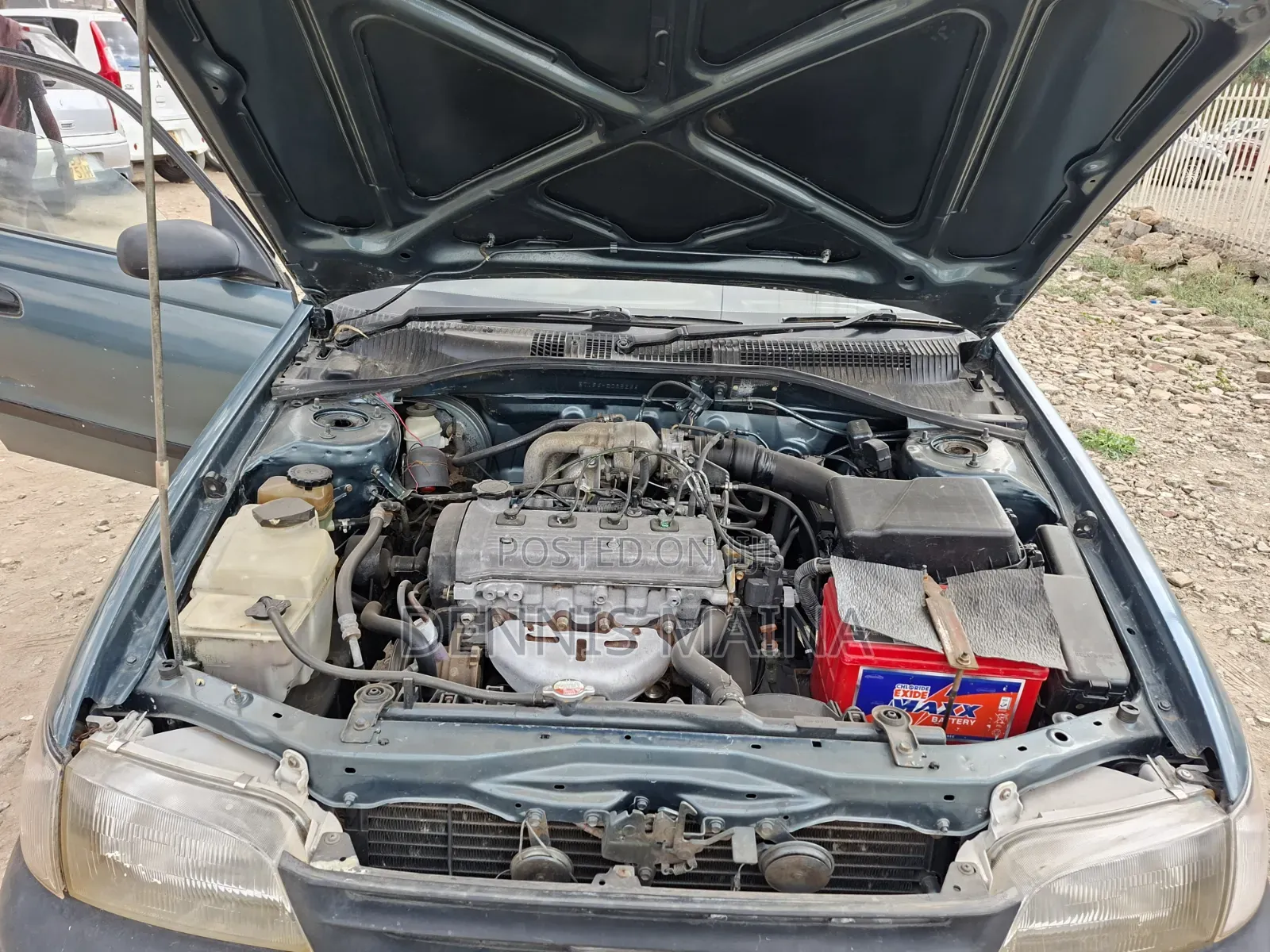 Toyota Caldina 2000 Blue