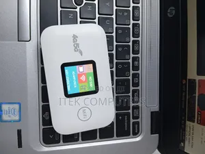 Compact 4g/5g WiFi Router for Business Trips and Travel