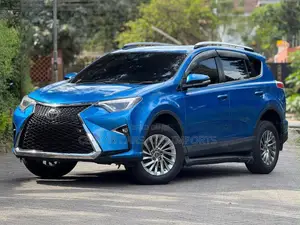 Toyota RAV4 2018 Blue