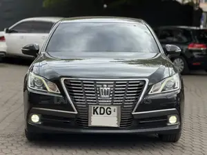Toyota Crown 2014 Black