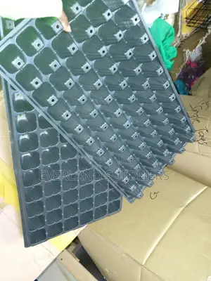 Compact Seed Propagation Trays
