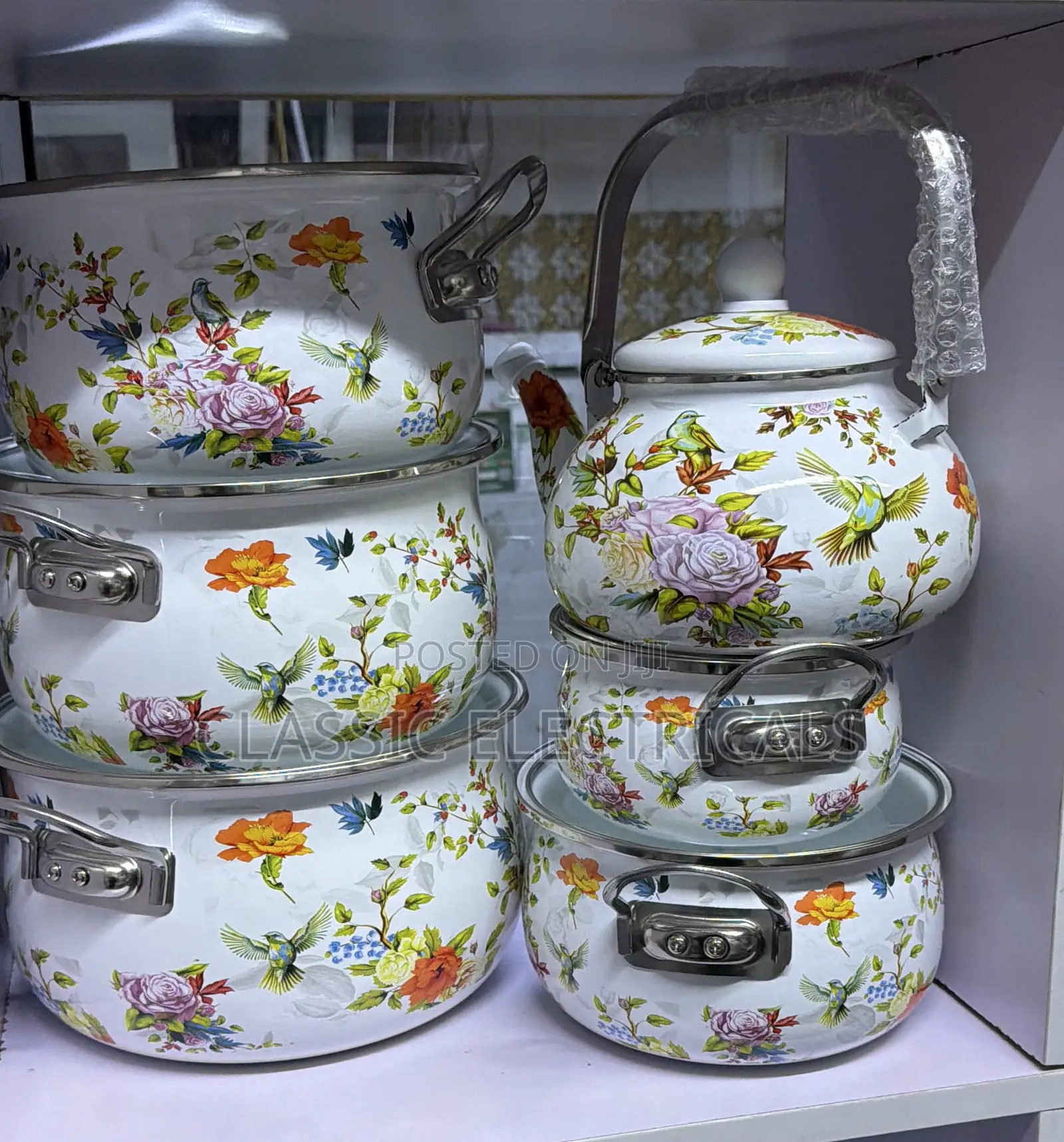 12pcs Enamel Cookware Set With a Kettle at Ksh8499