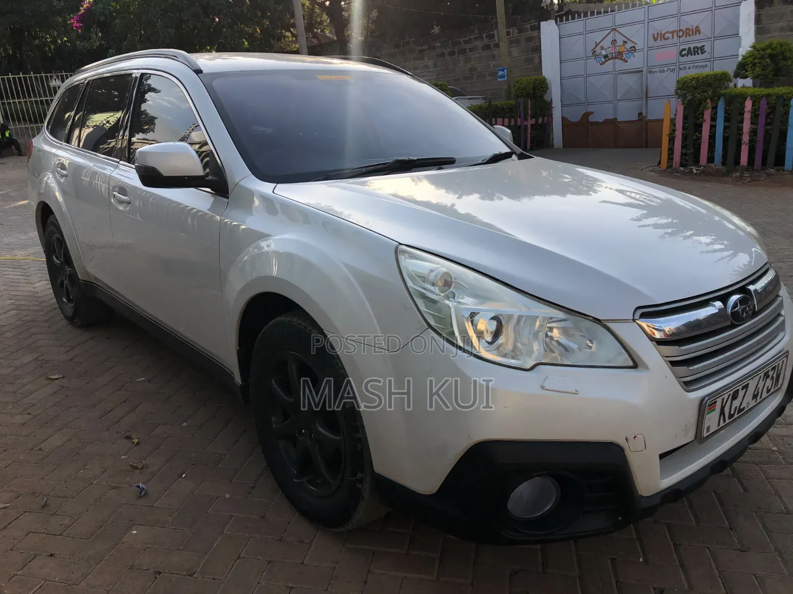 Subaru Outback 2012 White