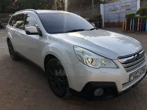 Subaru Outback 2012 White