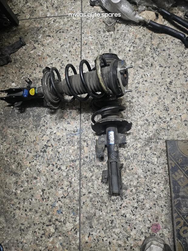 Mazda Demio Front Shock - thumbnail 3
