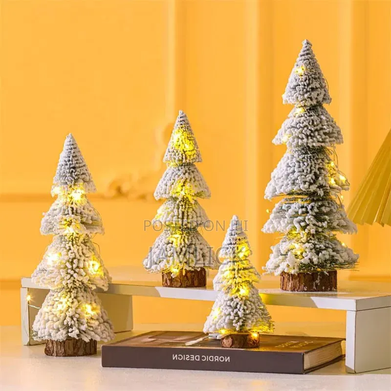 30cm Mini Christmas Tree With Lights - Zy