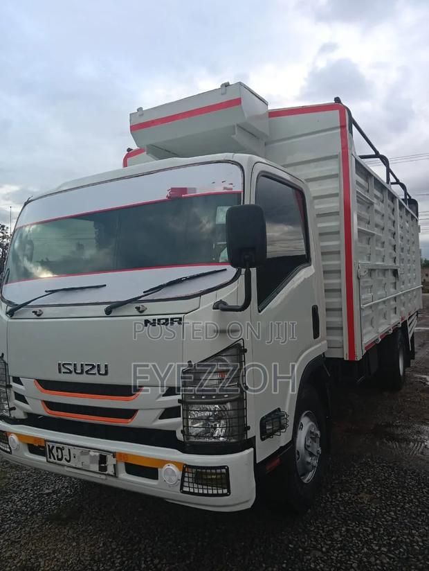Isuzu NQR on Quick Sale - thumbnail 3