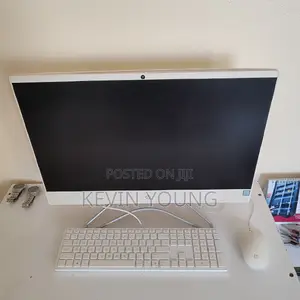 Desktop Computer HP 200 G4 22 All-in-One 4GB Intel Core i3 HDD 256GB