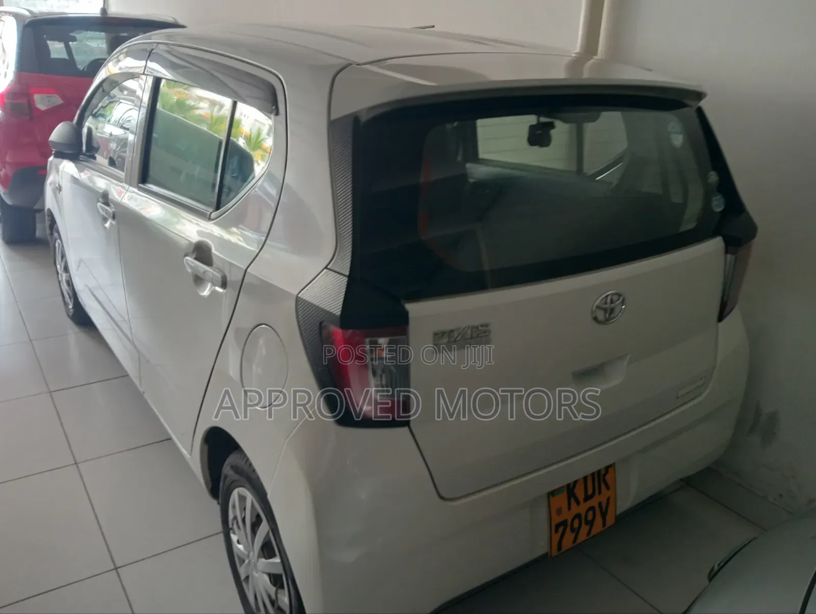 Toyota Pixis 2018 White