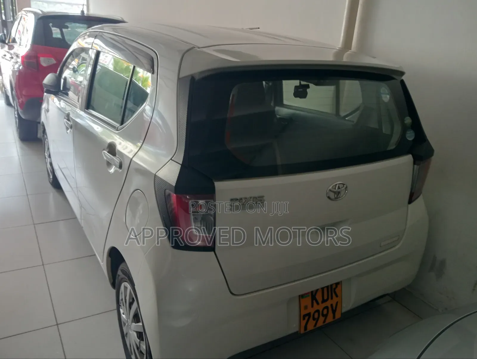 Toyota Pixis 2018 White