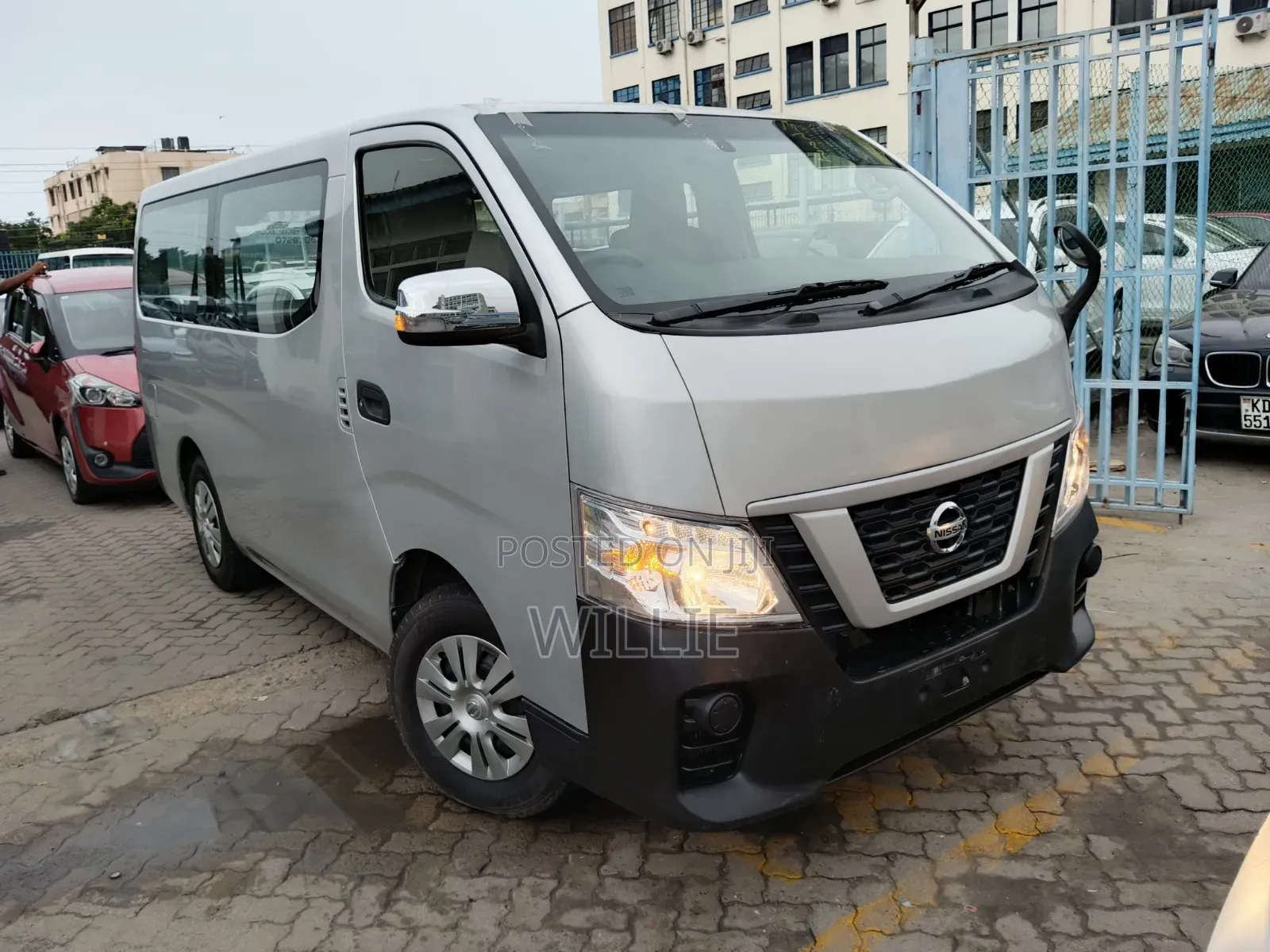 Nissan Caravan (Urvan) 2019 Silver