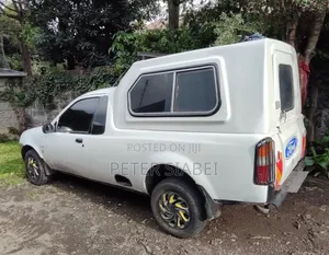 Ford Bantam 2004 White