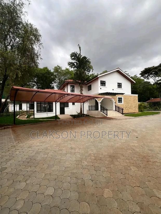 7bdrm Townhouse/Terrace in Runda for sale