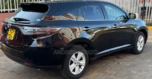 Toyota Harrier 2.0 2014 Black