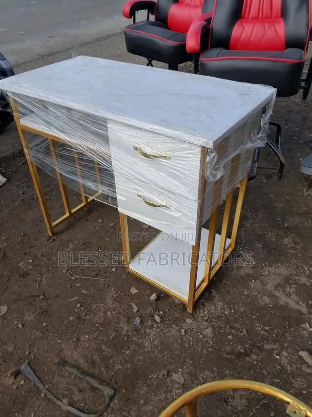 Powder Corting Table - main view