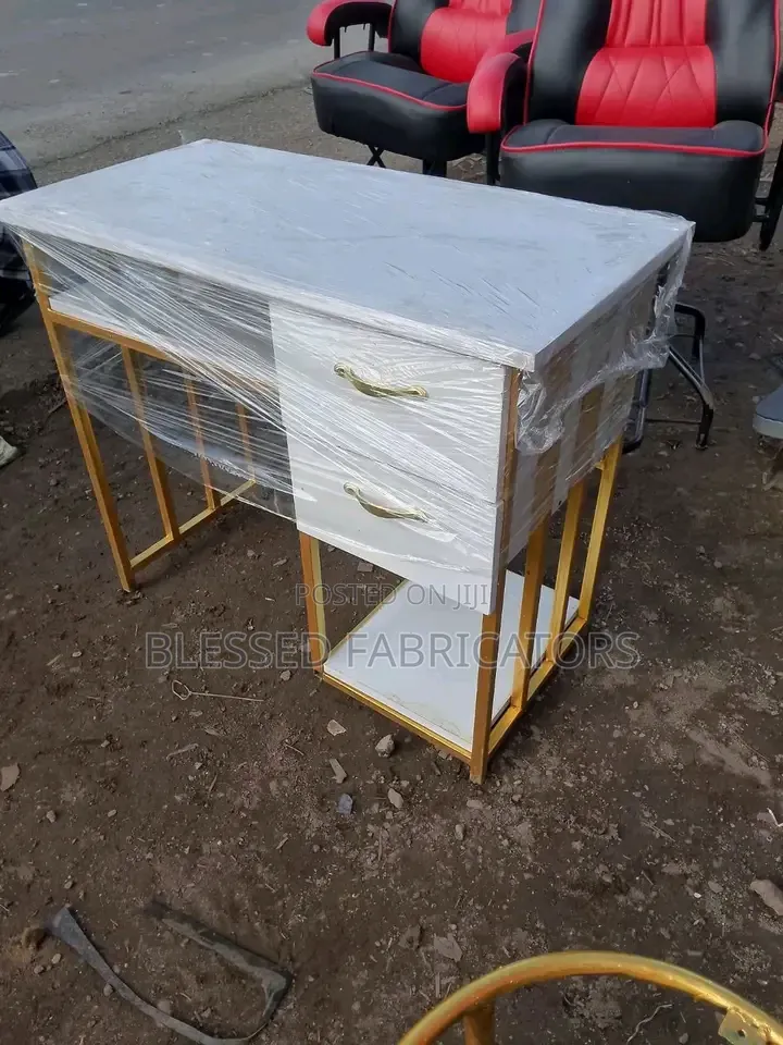 Powder Corting Table