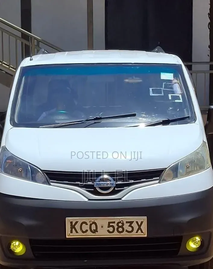 Nissan Caravan 2012 White