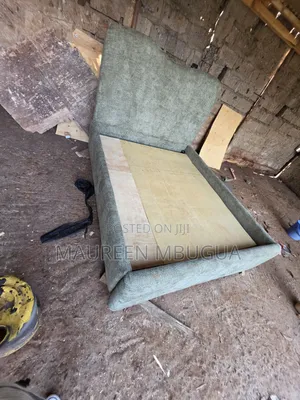 Chester Bed 5*6 (Queen Size)