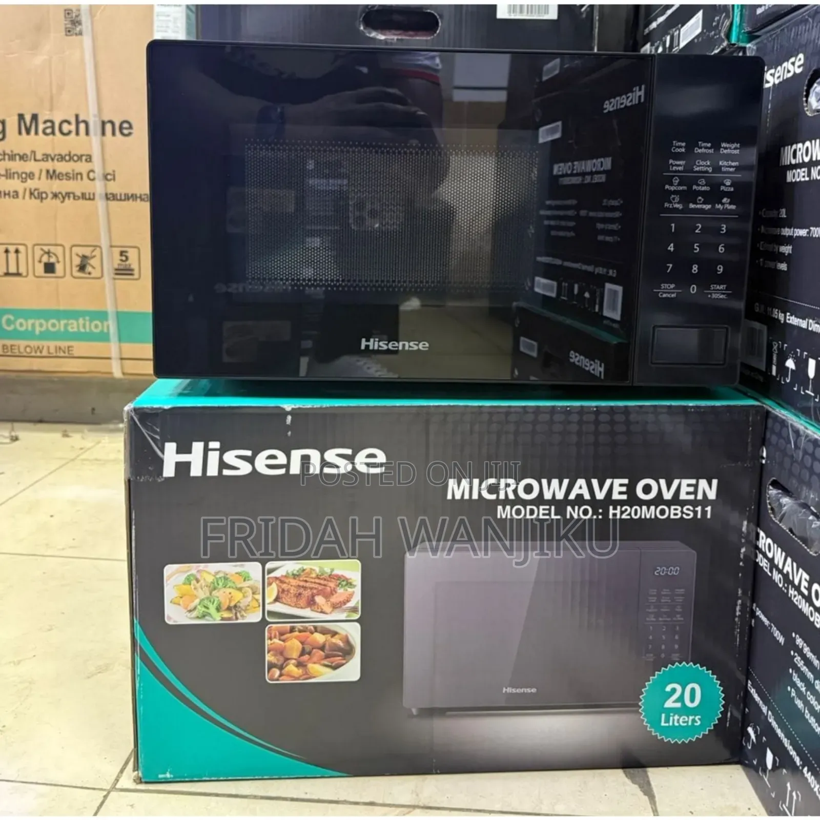 Hisense Black Microwave 20L