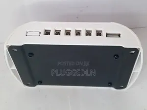 Phoenix Solar 60A 12v/24v Solar Charge Controller.