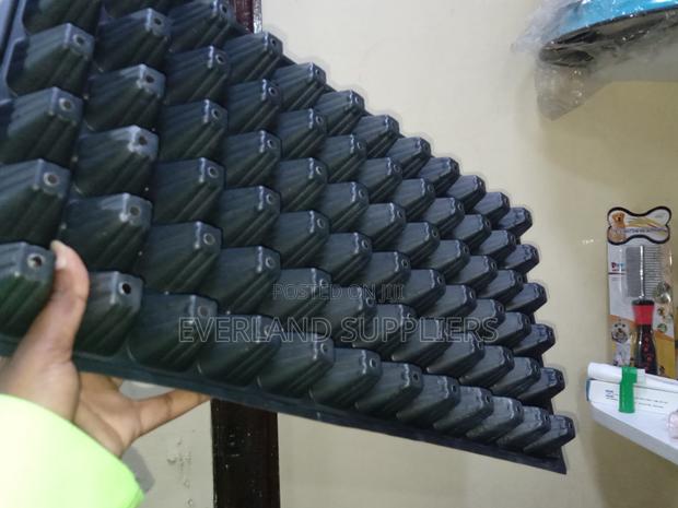 Practical Seedling Cultivation Trays - main view