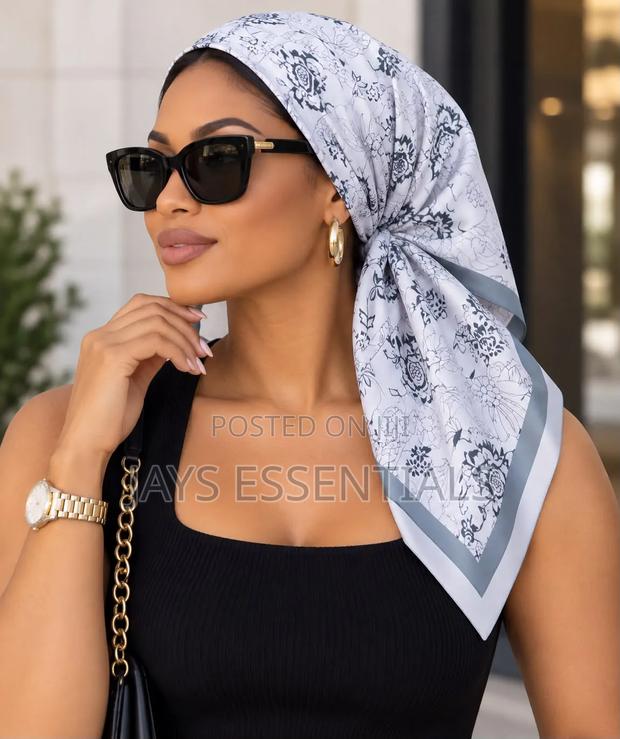 Multipurpose Square Scarfs - thumbnail 4