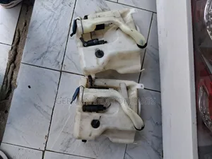 W203 Washer Bottle