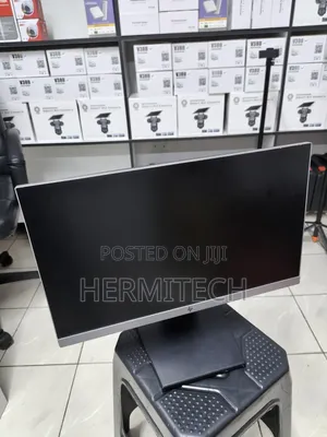Slim-Bezel HP Monitor With 120Hz Refresh Rate and Modern Design