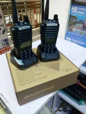 Baofeng UV-82 Dual Band Walkie Talkies With Charging Docks