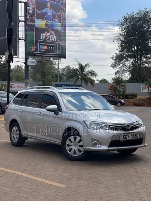 Toyota Corolla Fielder 2012 Silver