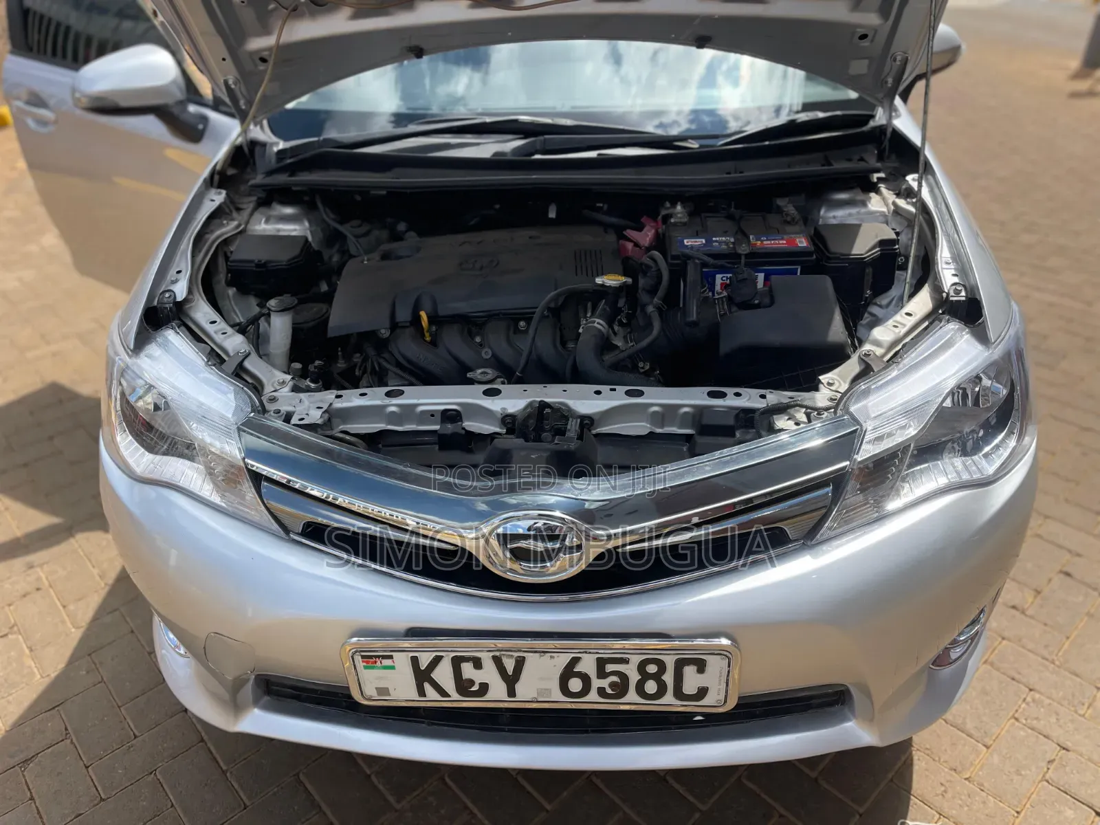 Toyota Corolla Fielder 2012 Silver