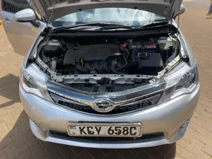 Toyota Corolla Fielder 2012 Silver