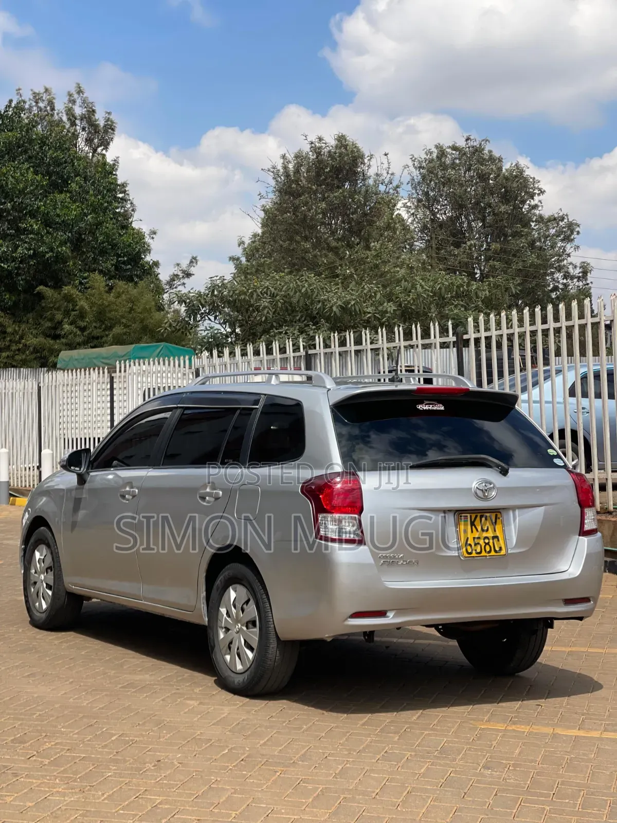 Toyota Corolla Fielder 2012 Silver
