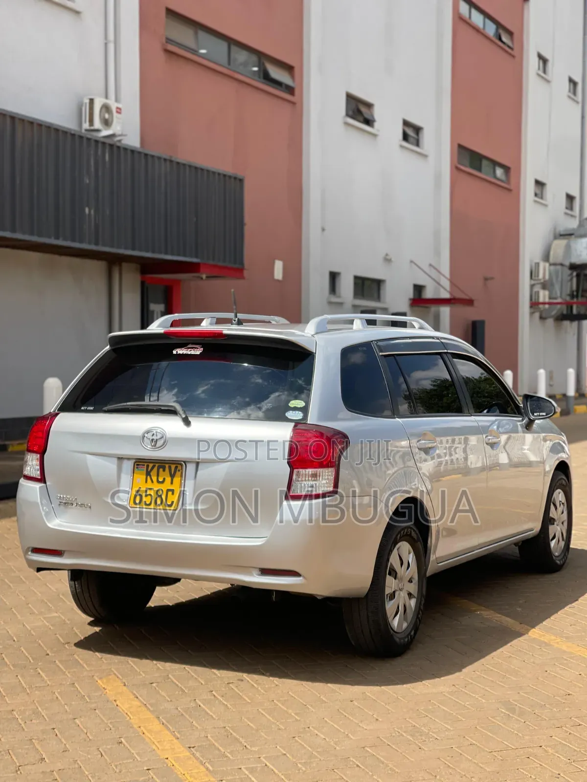 Toyota Corolla Fielder 2012 Silver