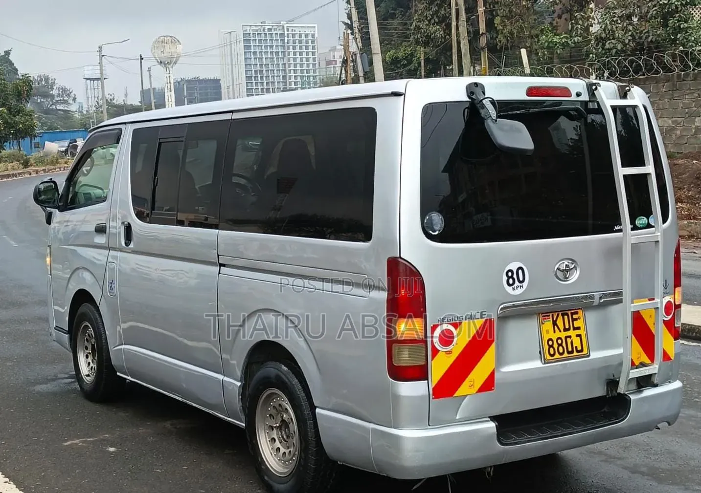 Toyota HiAce 2015 Silver