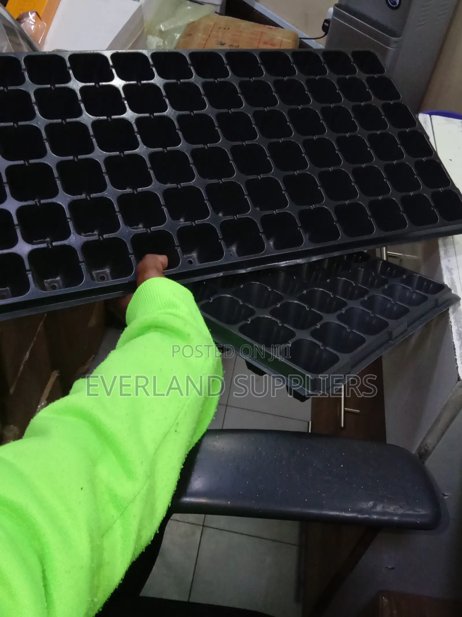 Convenient Seedling Sorting Trays