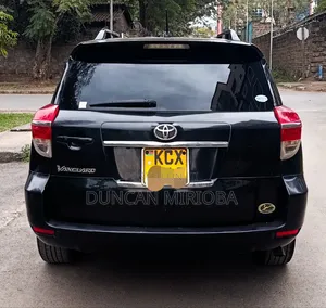 Toyota Vanguard 2012 Black