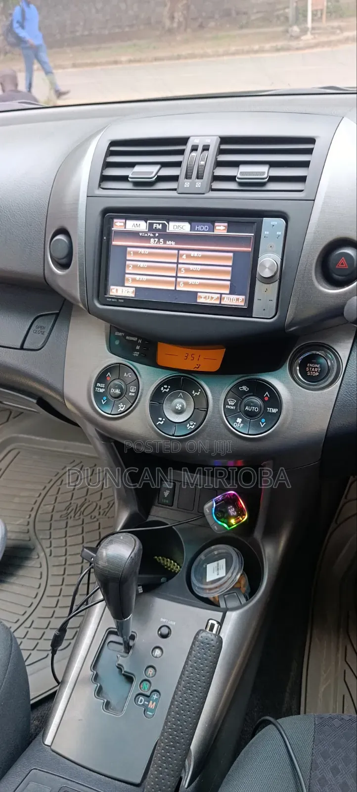 Toyota Vanguard 2012 Black
