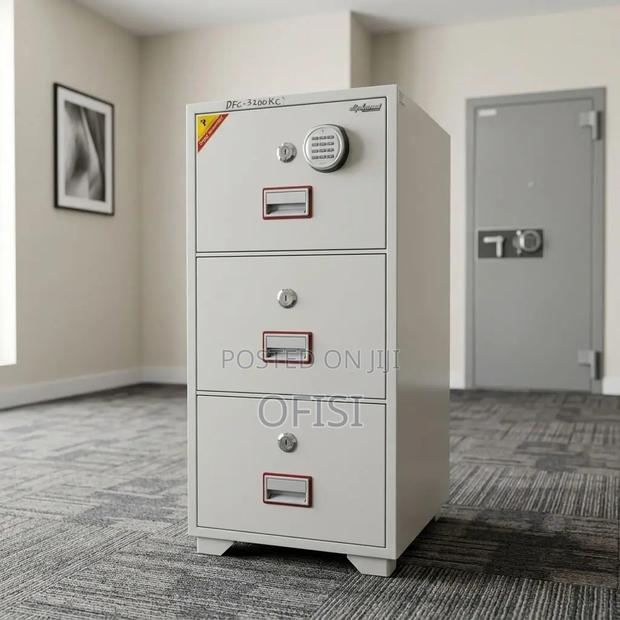 Office Cabinet; 3-Drawer Diplomat Fireproof Safe - main view