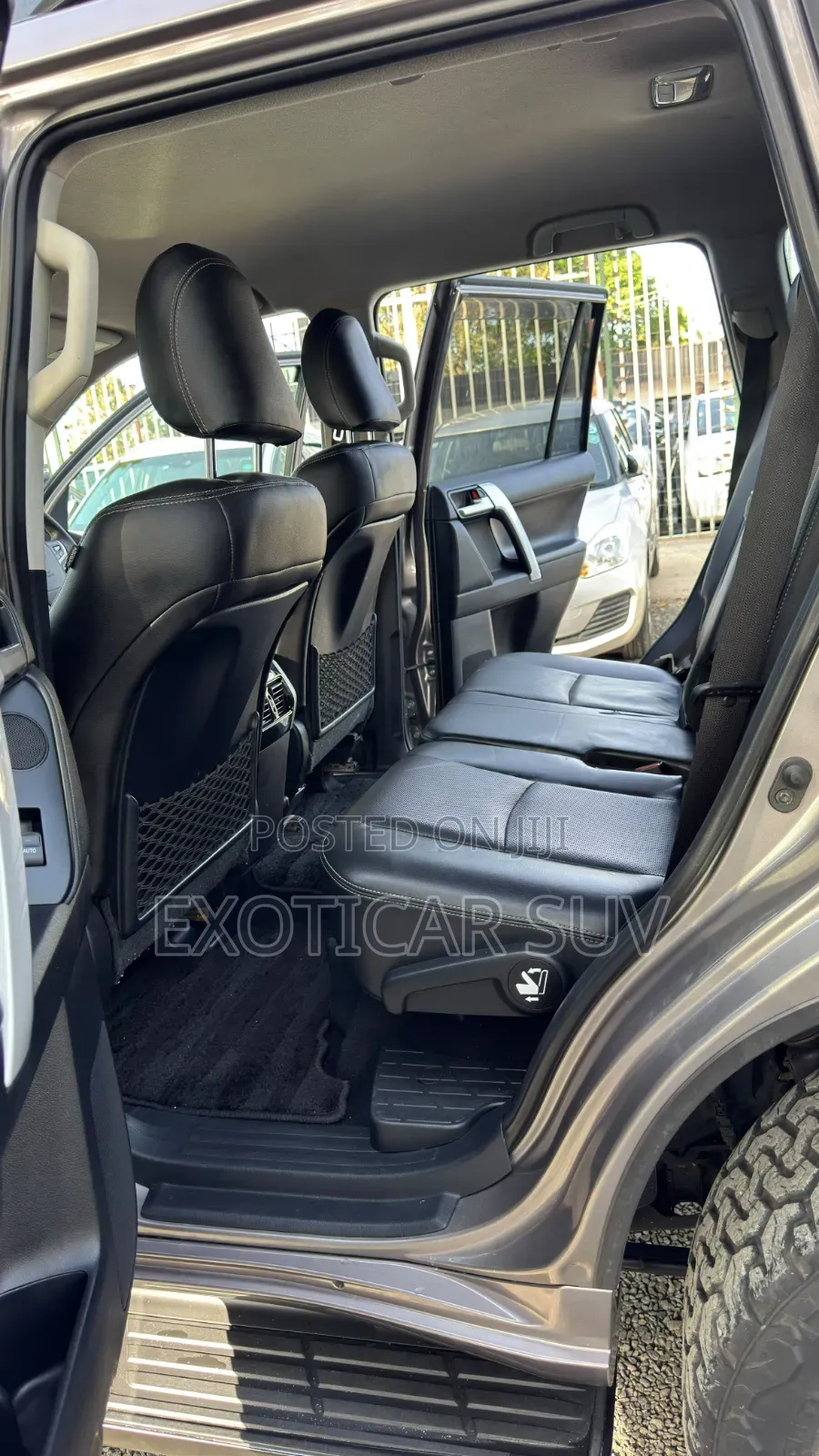Toyota Land Cruiser Prado 2.8 2019 Burgundy
