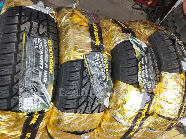 225/65 R 17 Blackhawk - thumbnail 4