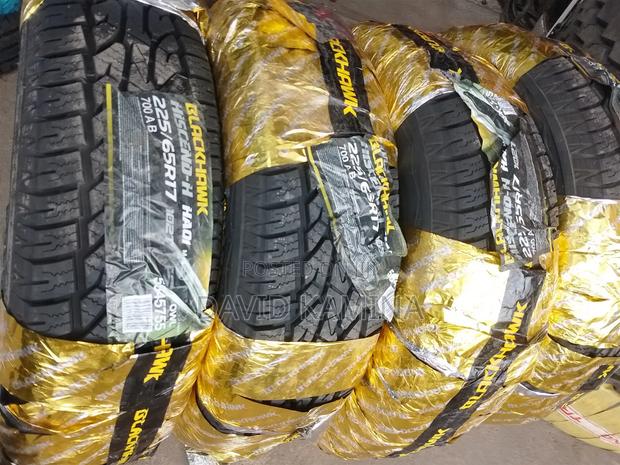 225/65 R 17 Blackhawk - thumbnail 5