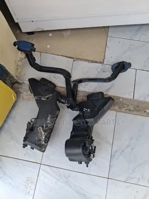 W205 Washer Bottle