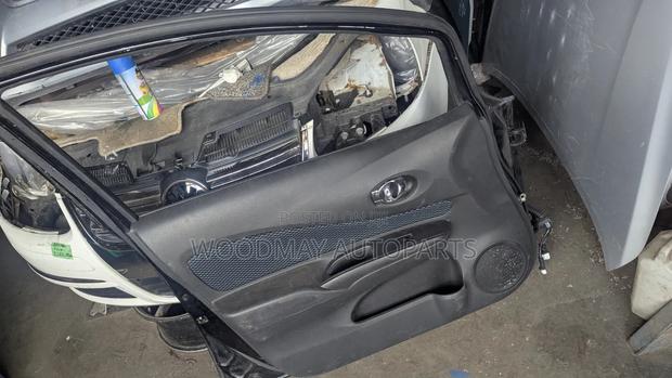 Nissan Note E12 Front Left Door - thumbnail 2